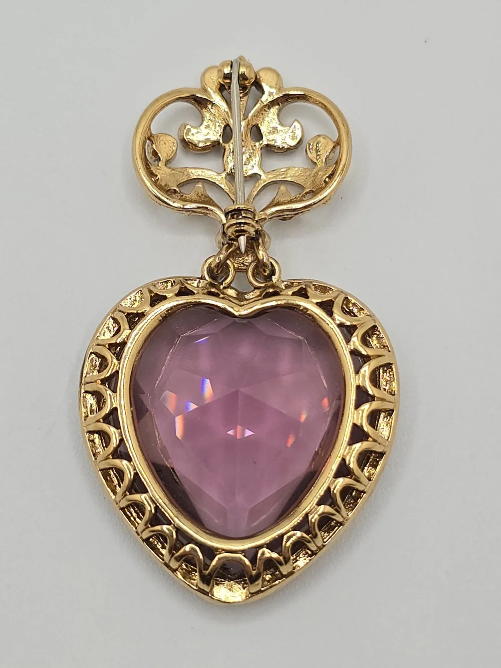 Vintage Purple Crystal Heart Brooch Rhinestone Gold Tone Articulated 2.25
